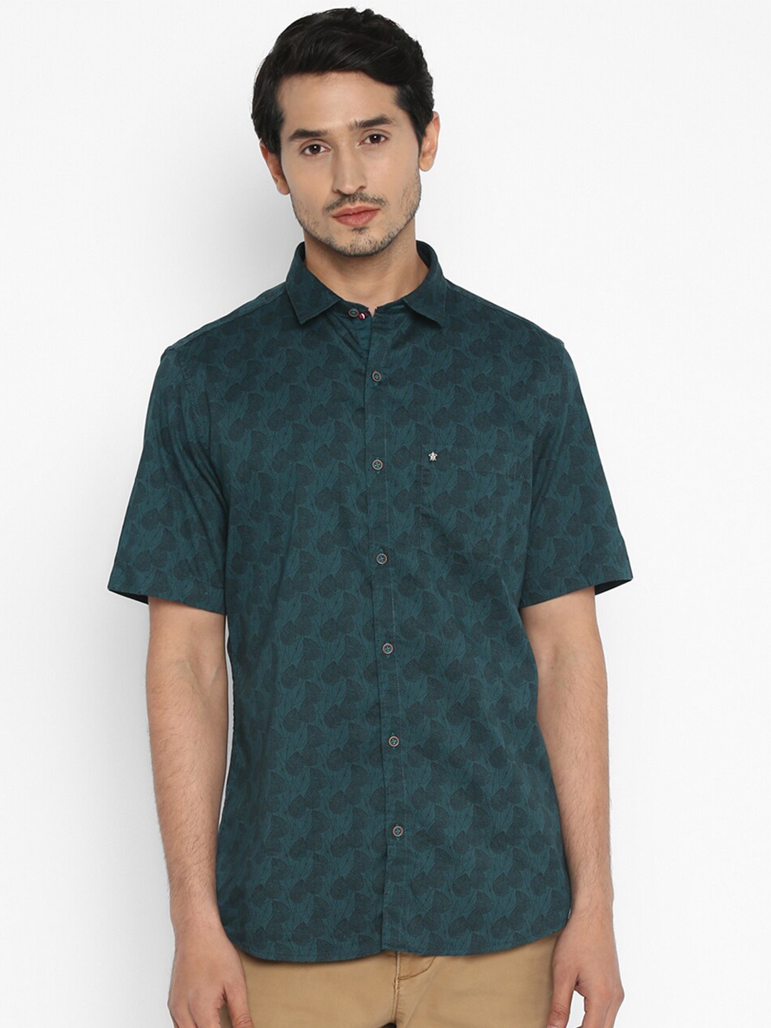 

Turtle Men Olive Green Slim Fit Printed Casual Shirt