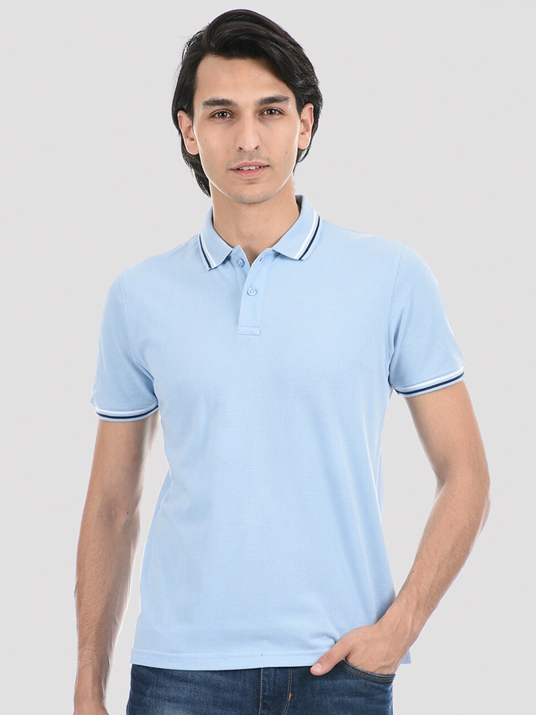 

ONEWAY Men Blue Polo Collar Applique T-shirt