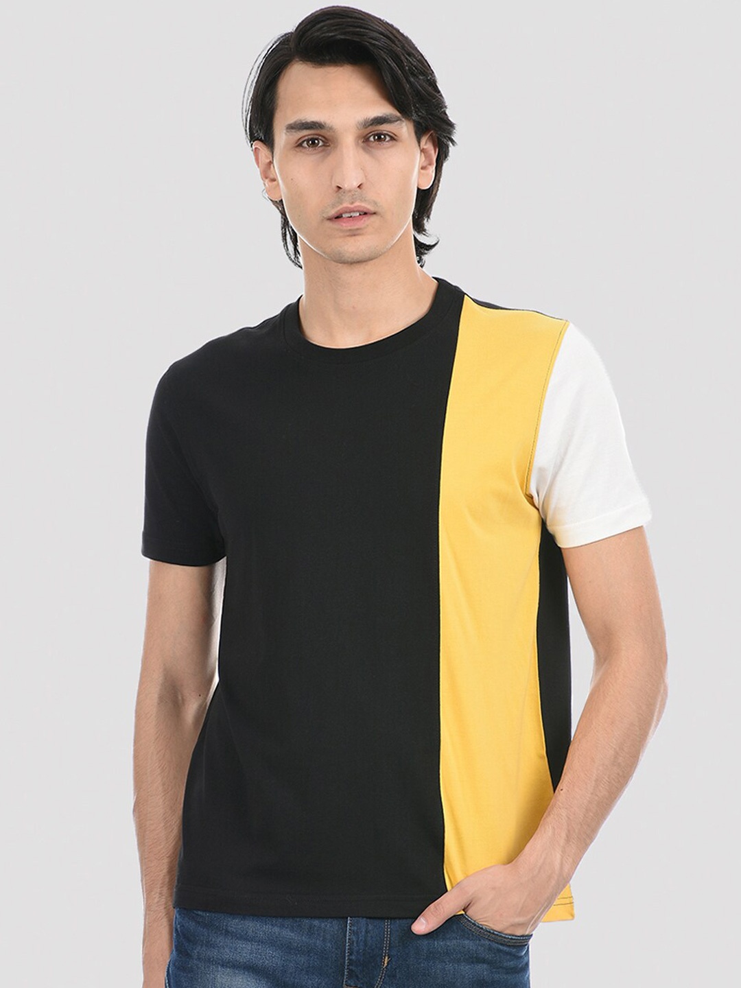 

ONEWAY Men Black & Yellow Colourblocked T-shirt