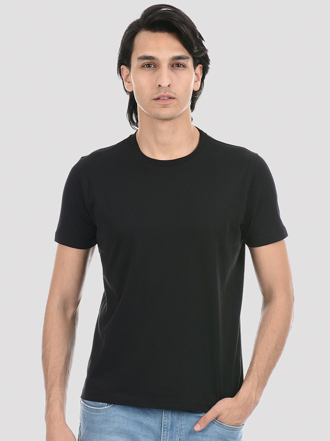 

ONEWAY Men Solid Round Neck Cotton T-Shirt, Black