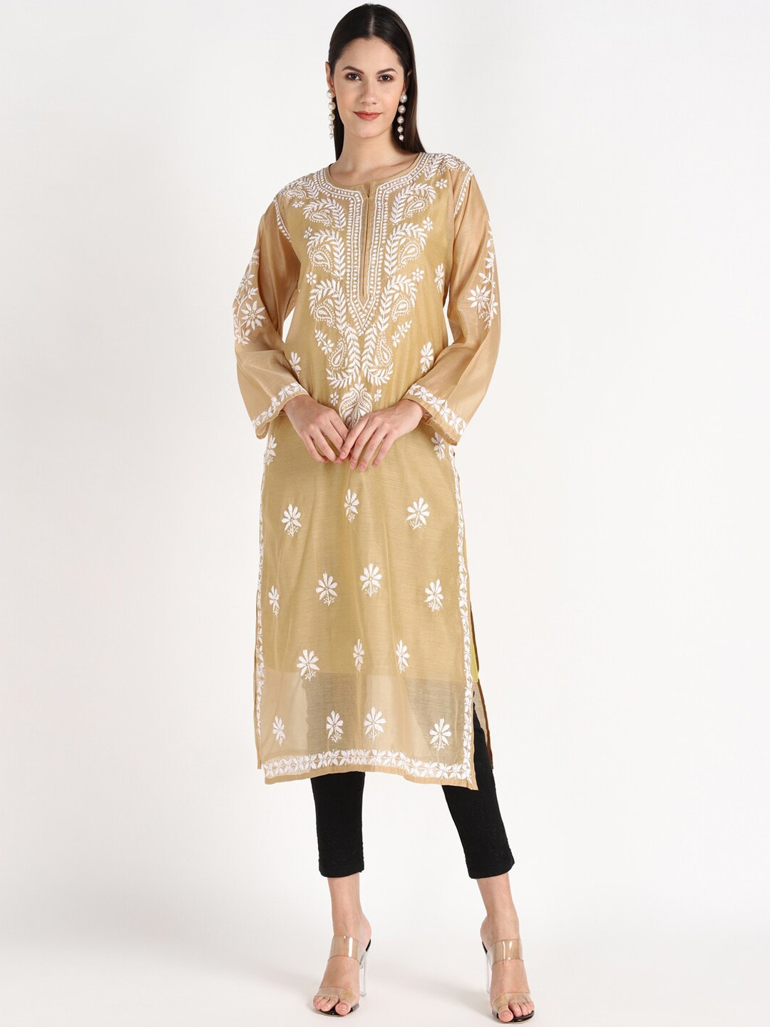 

VAHSON Women Beige Floral Embroidered Chikankari Chanderi Silk Kurta