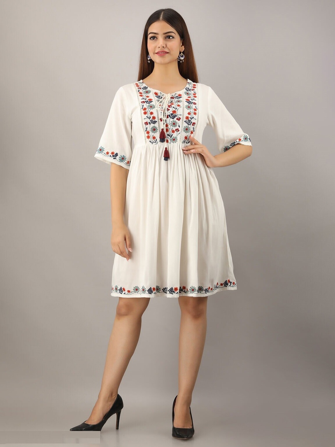 

Sangria White Floral Embroidered Tie-Up Neck Empire Dress