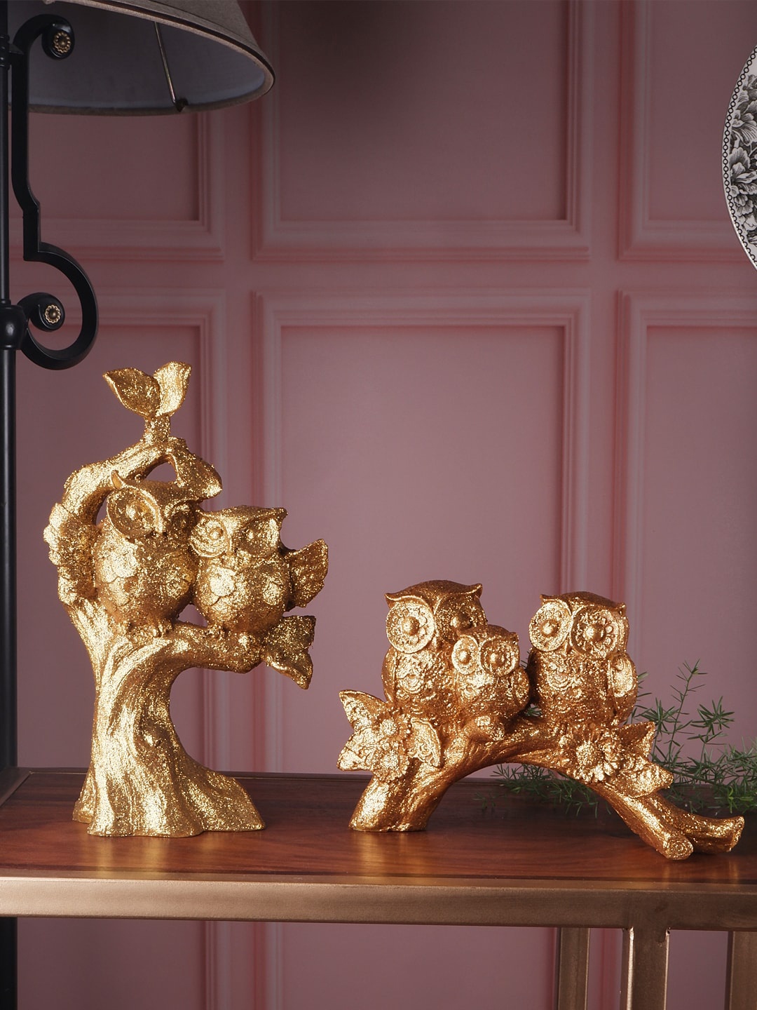 

The White Ink Dcor Set of 2 Gold-Toned Fengshui Owl Set