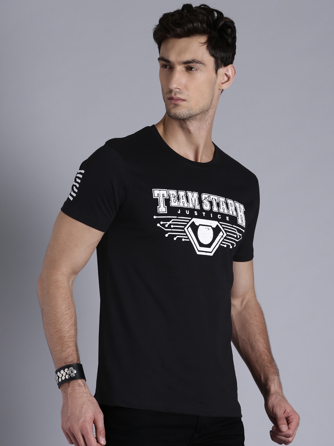 

Kook N Keech Marvel Men Black Printed Round Neck T-shirt