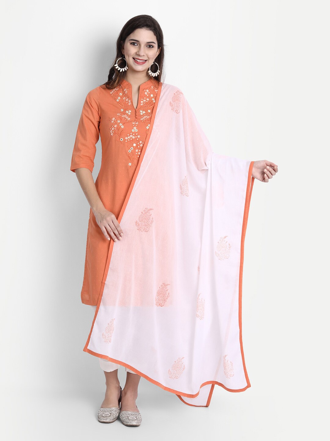 

SHEREEN Orange Floral Ethnic Kurta, Pant and Dupatta Set