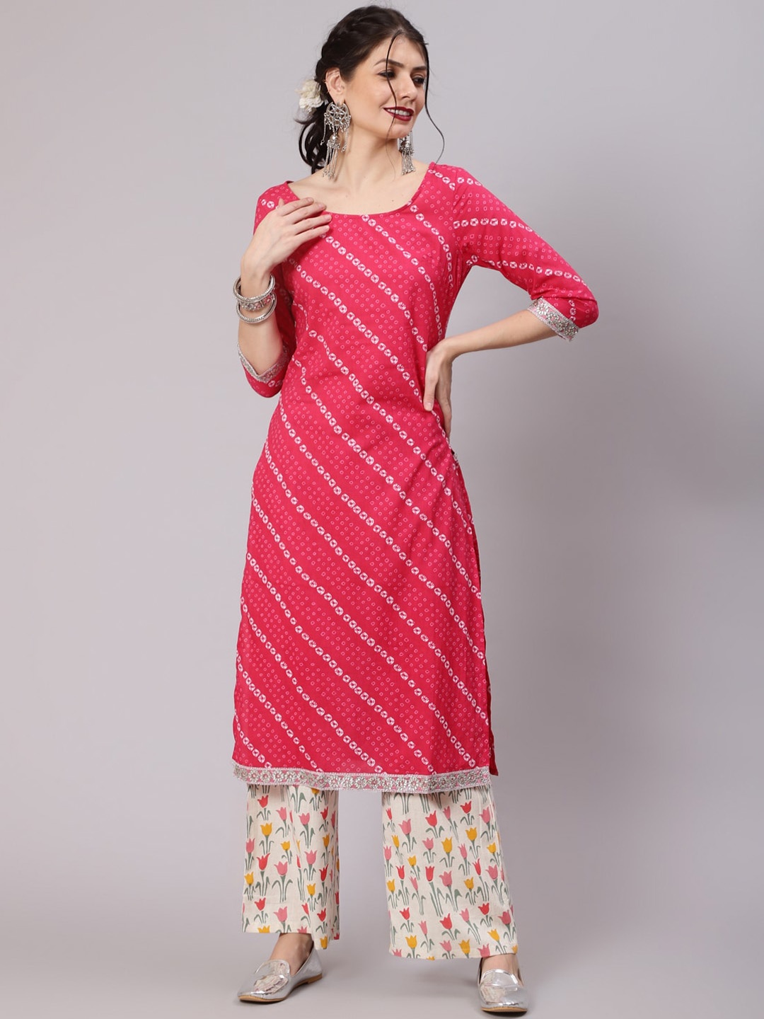 

Awadhi Women Magenta Striped Pure Cotton Kurta With Palazzo