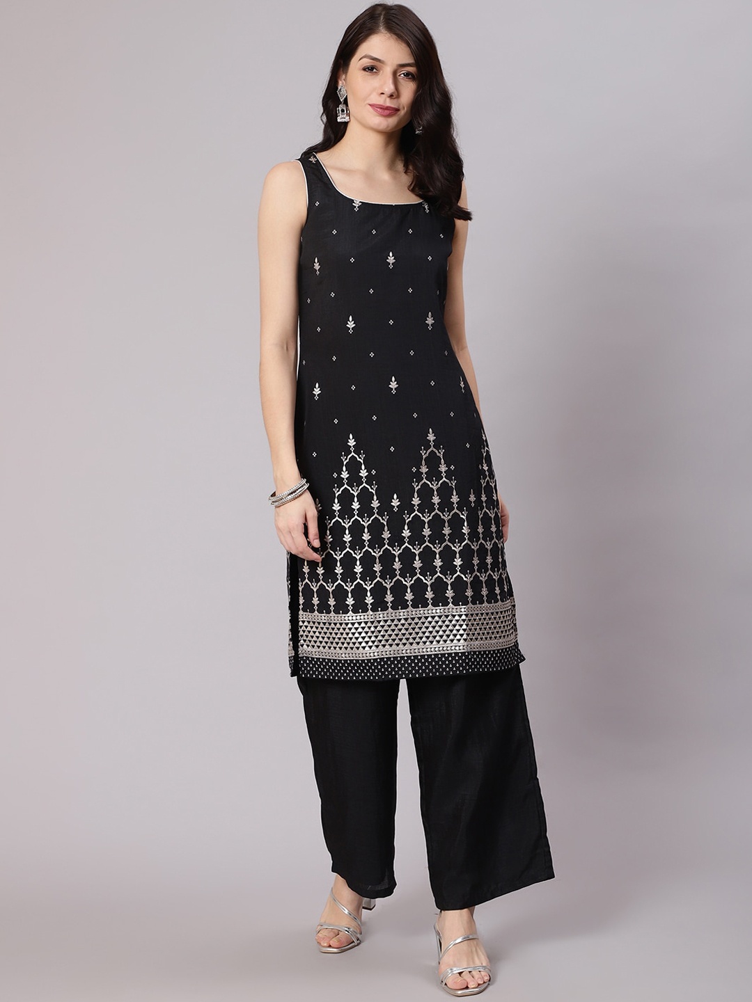 

Awadhi Women Black Ethnic Motifs Printed Kurta with Palazzos