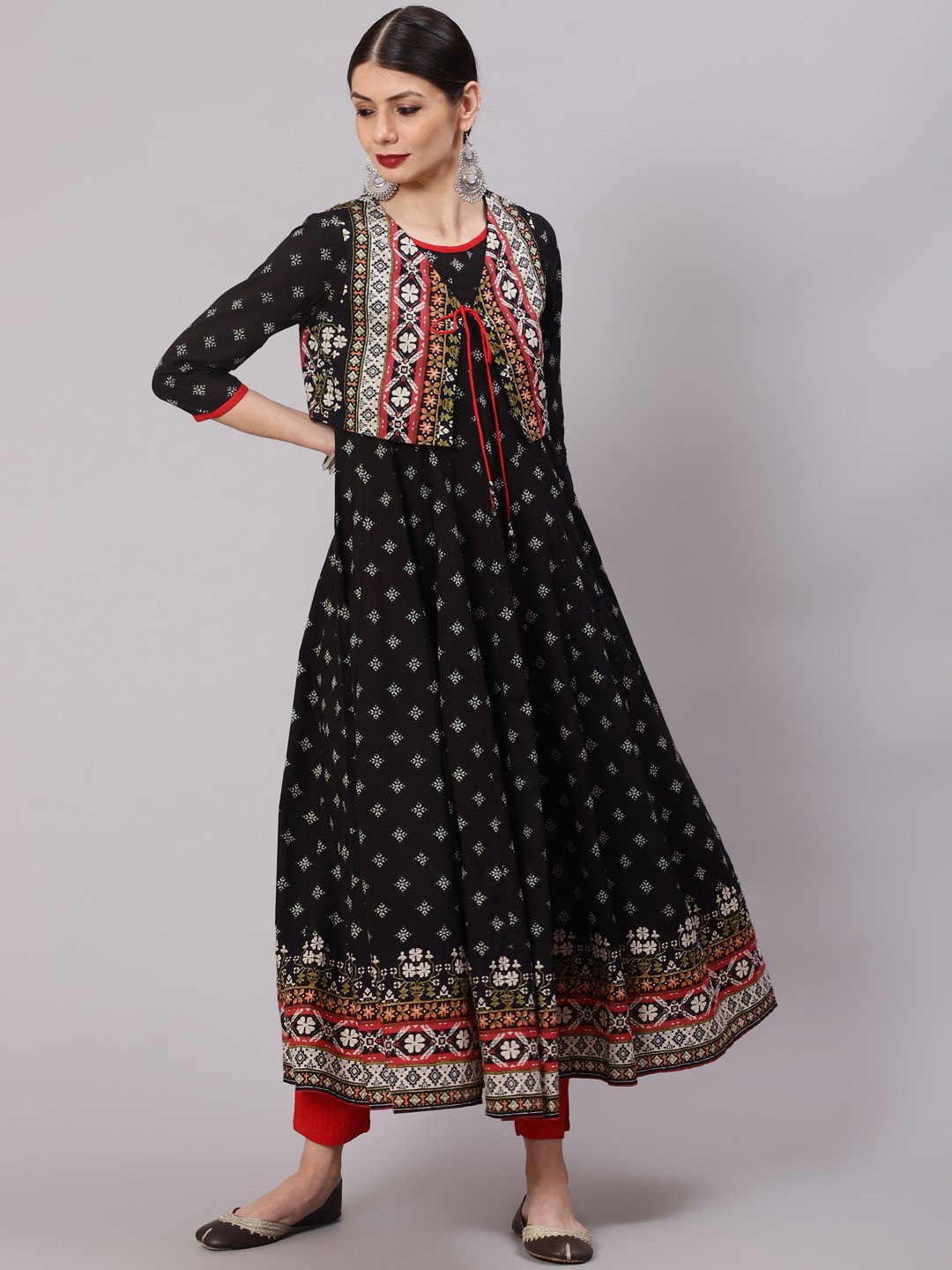 

Awadhi Women Black Geometric Printed Flared Sleeves Thread Work Anarkali Kurta