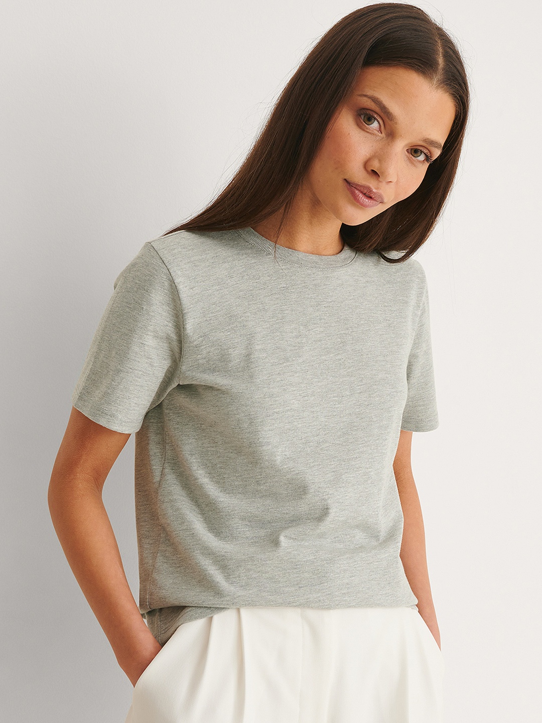 

NA-KD Women Grey Melange Pure Cotton T-shirt