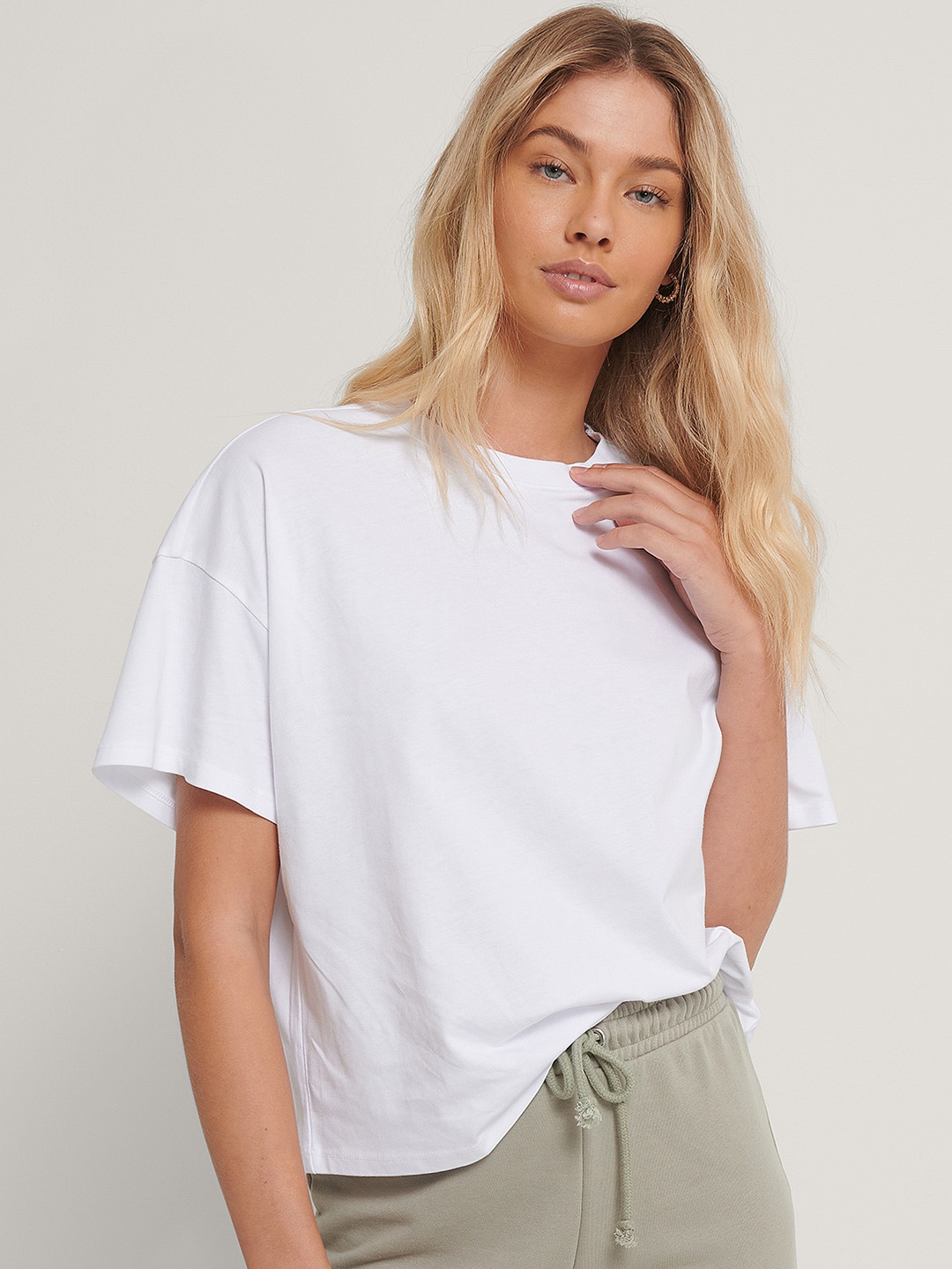 

NA-KD Women White Pure Cotton Oversized T-shirt