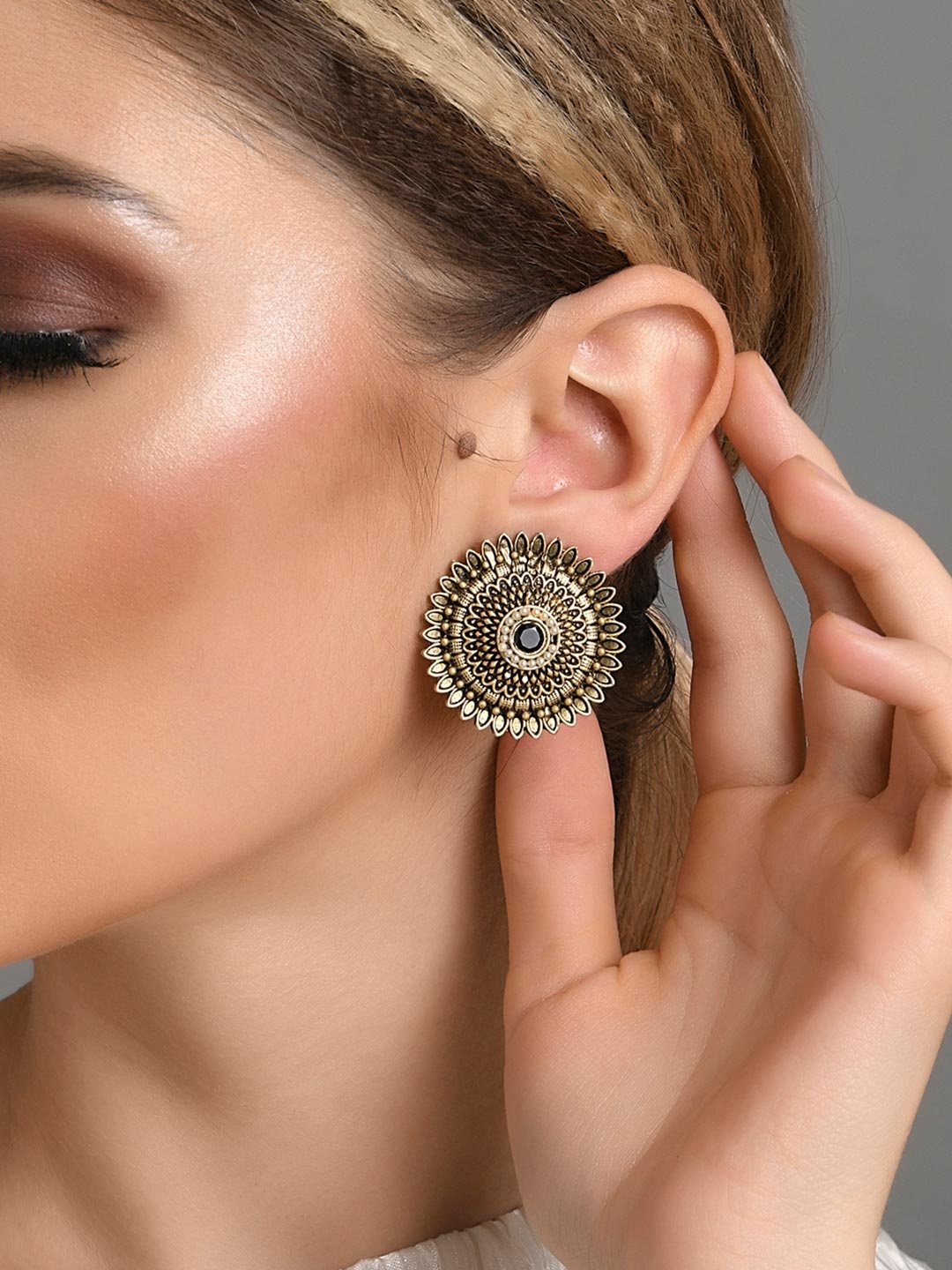 

Fida Women Gold-Toned Contemporary Studs Earrings