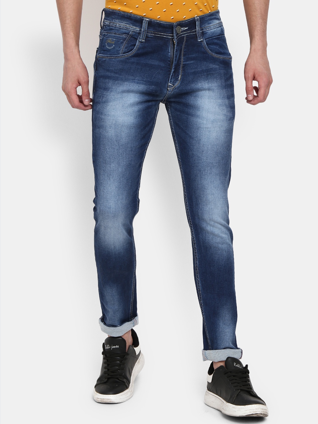 

V-Mart Men Blue Mildly Distressed Heavy Fade Jeans