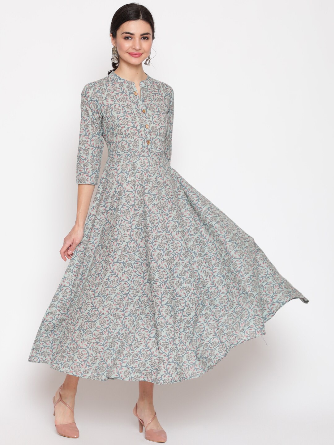 

GLAM ROOTS Women Grey Floral Printed Floral Anarkali Kurta
