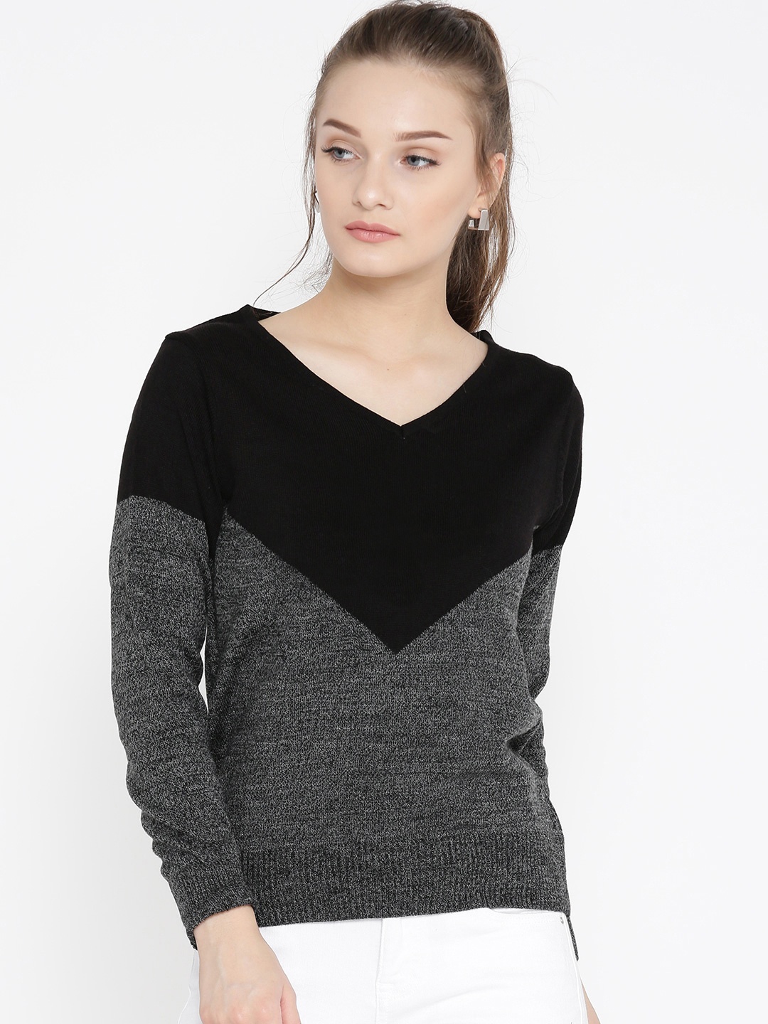 

DressBerry Women Black & Grey Melange Colourblocked Sweater