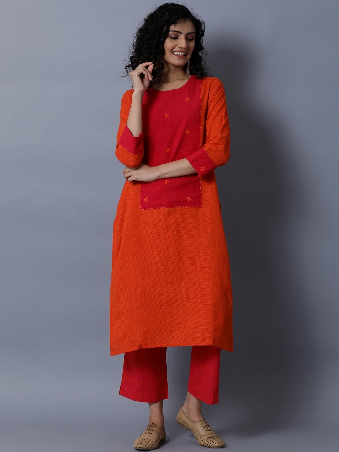 

Indian Dobby Women Red Thread Work Dobby Kurta