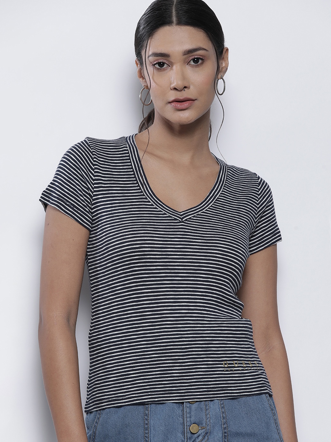 

GUESS Women Navy Blue & White Striped V-Neck T-shirt