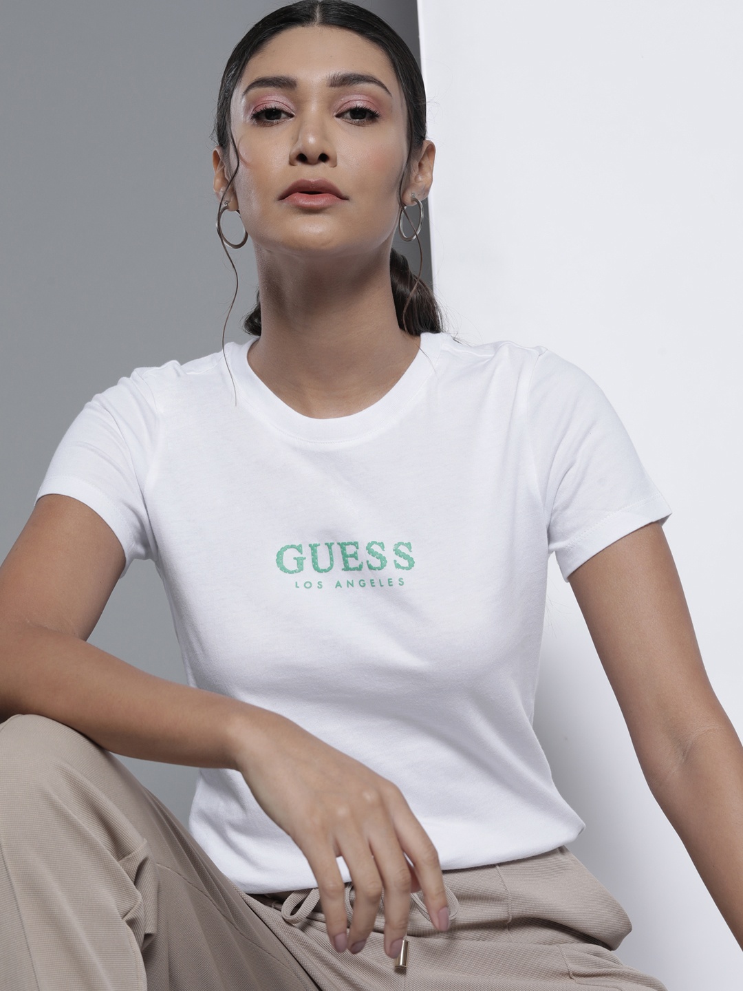 

GUESS Women White & Green Pure Cotton Brand Logo Printed T-shirt