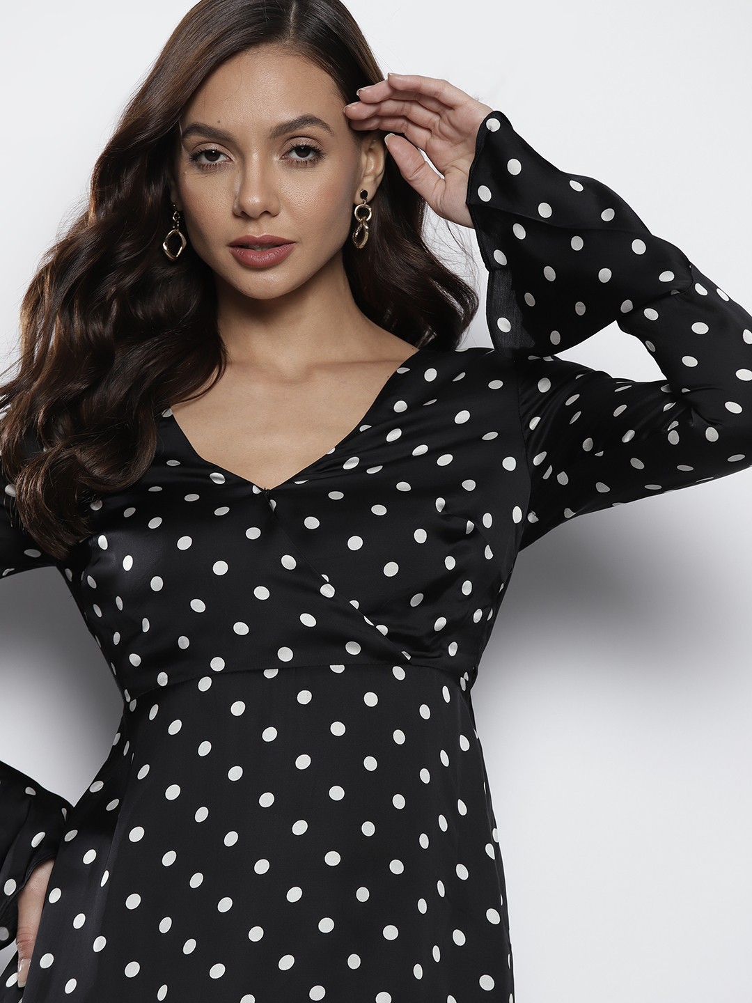

GUESS Black & White Polka Dots Print Wrap Top