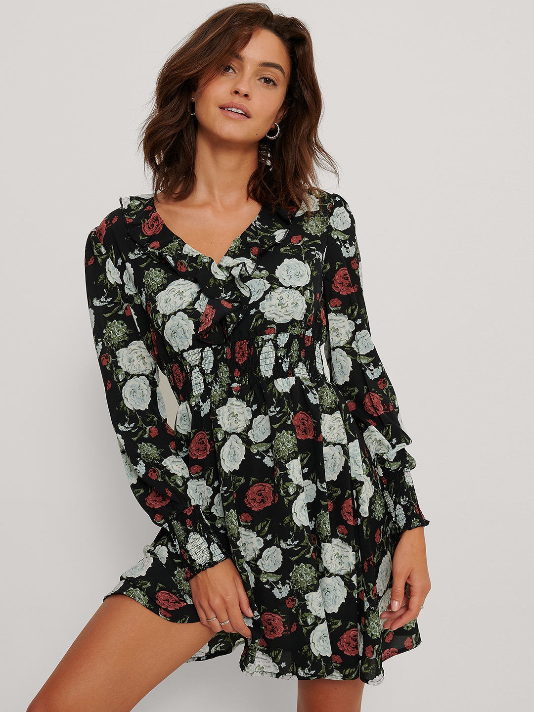 

NA-KD Women Black & Red Floral Mini Dress