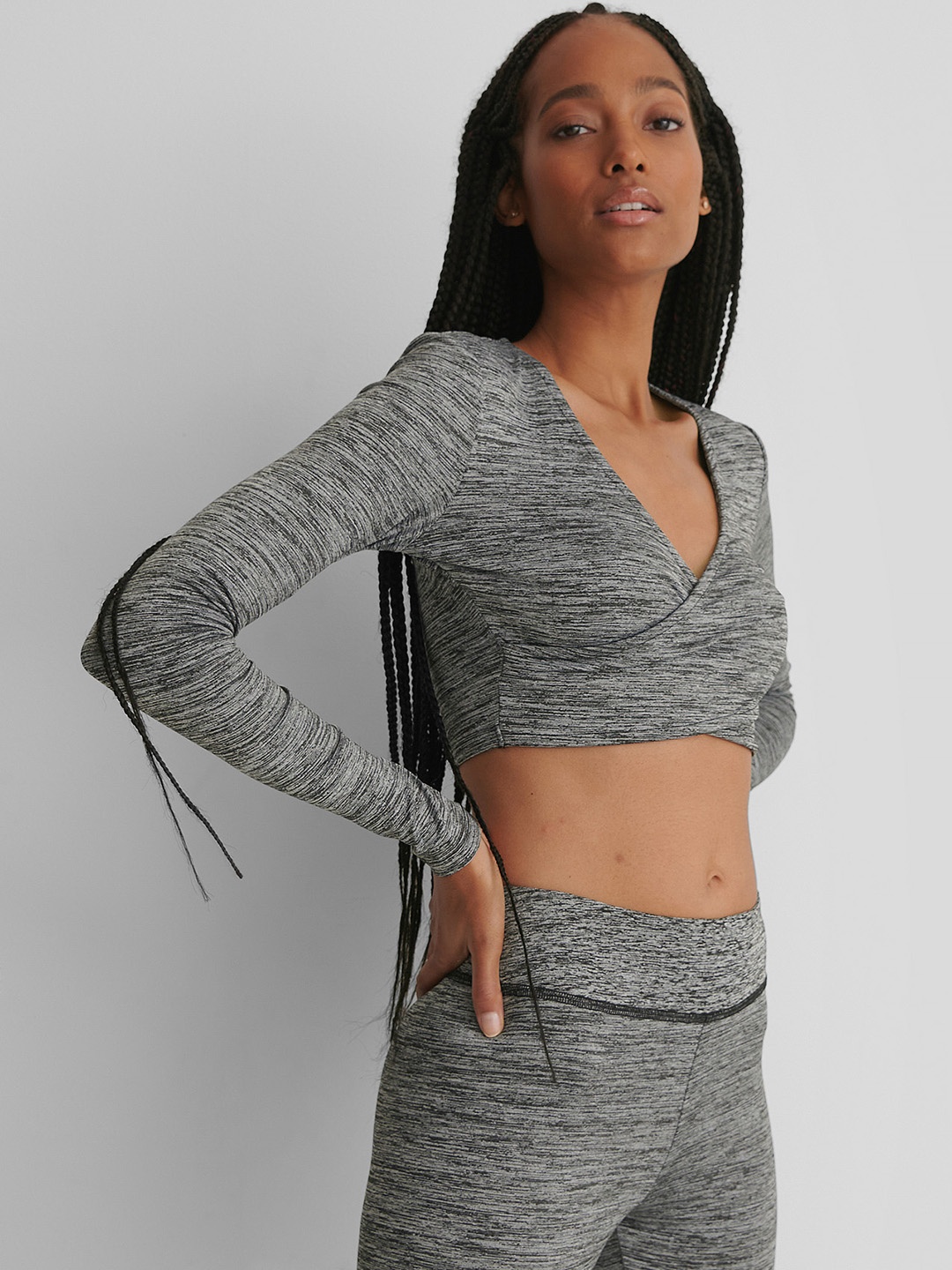 

NA-KD Grey Melange Solid Wrap Crop Top