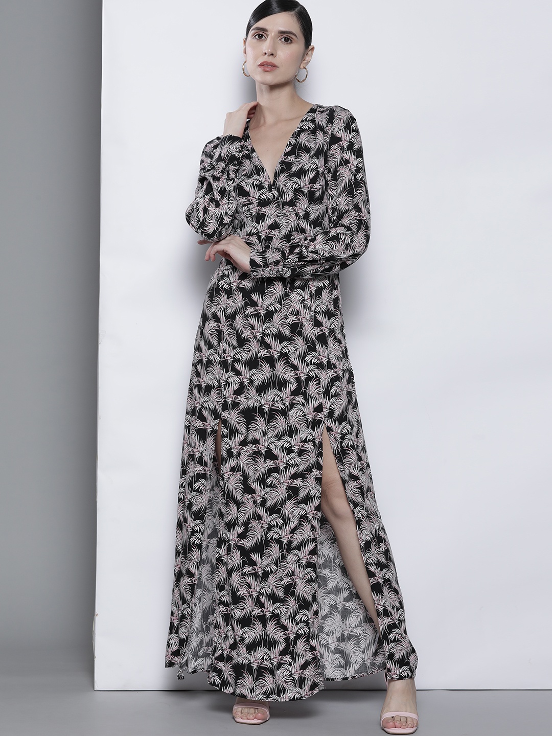 

GUESS Women Black & Pink Tropical Printed Maxi Dress