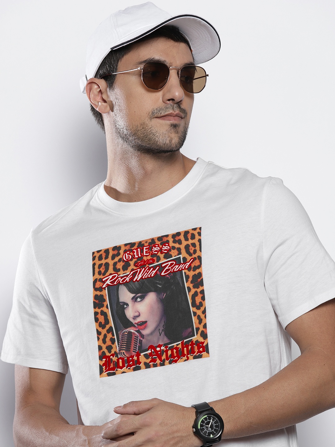 

GUESS Men Off White & Red Printed Pure Cotton T-shirt