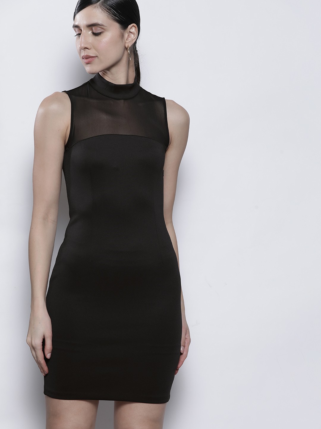 

GUESS Women Black Solid Bodycon Dress