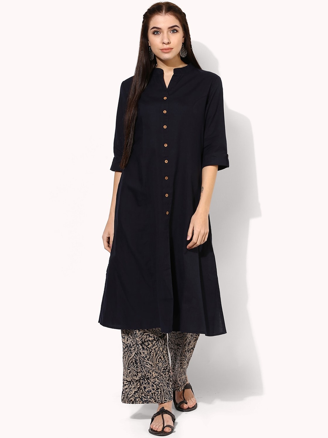 

Indian Dobby Women Navy Blue Checked Thread Work Kurta