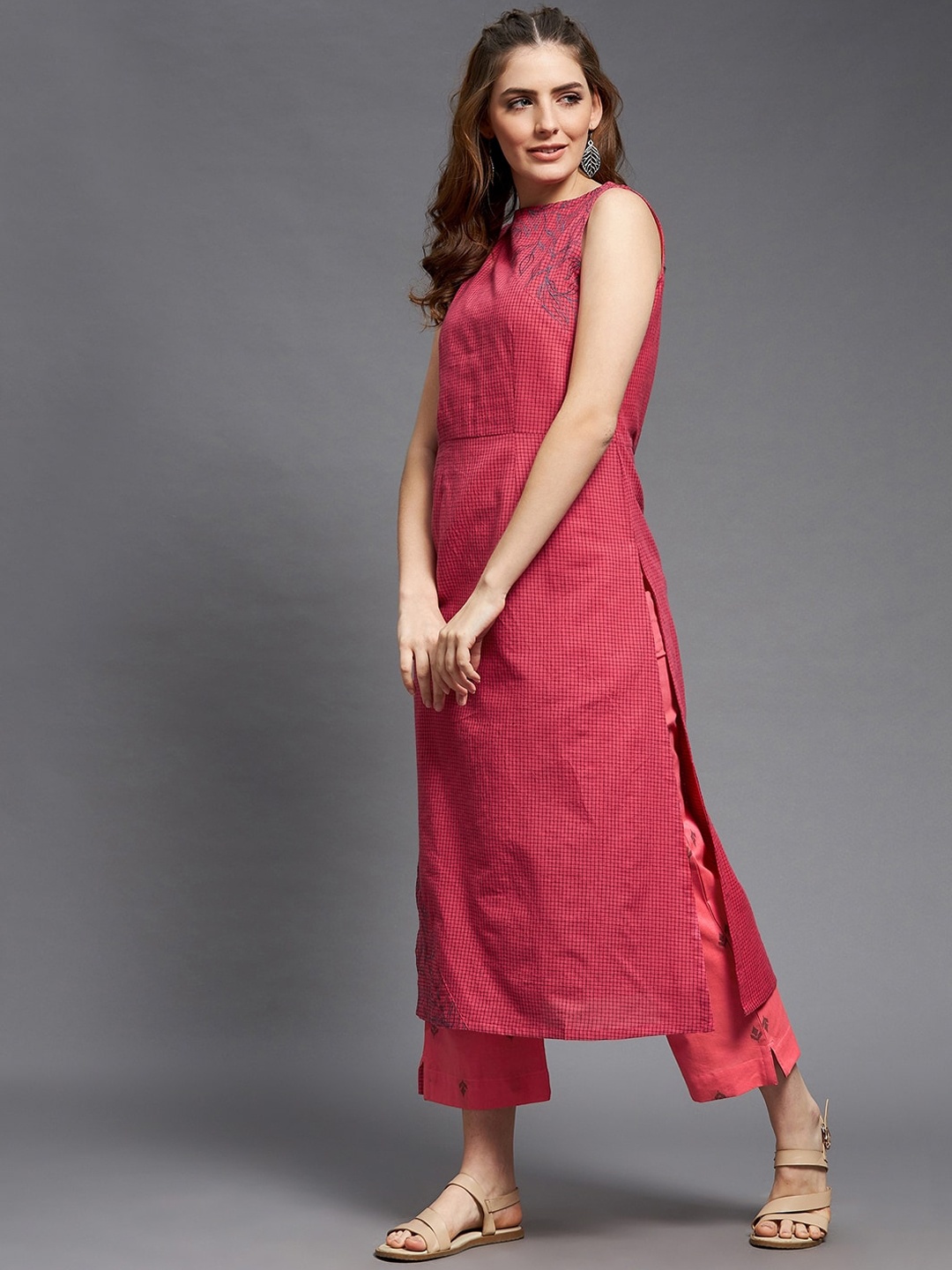 

Indian Dobby Women Pink Printed Pure Cotton Kurta with Trousers