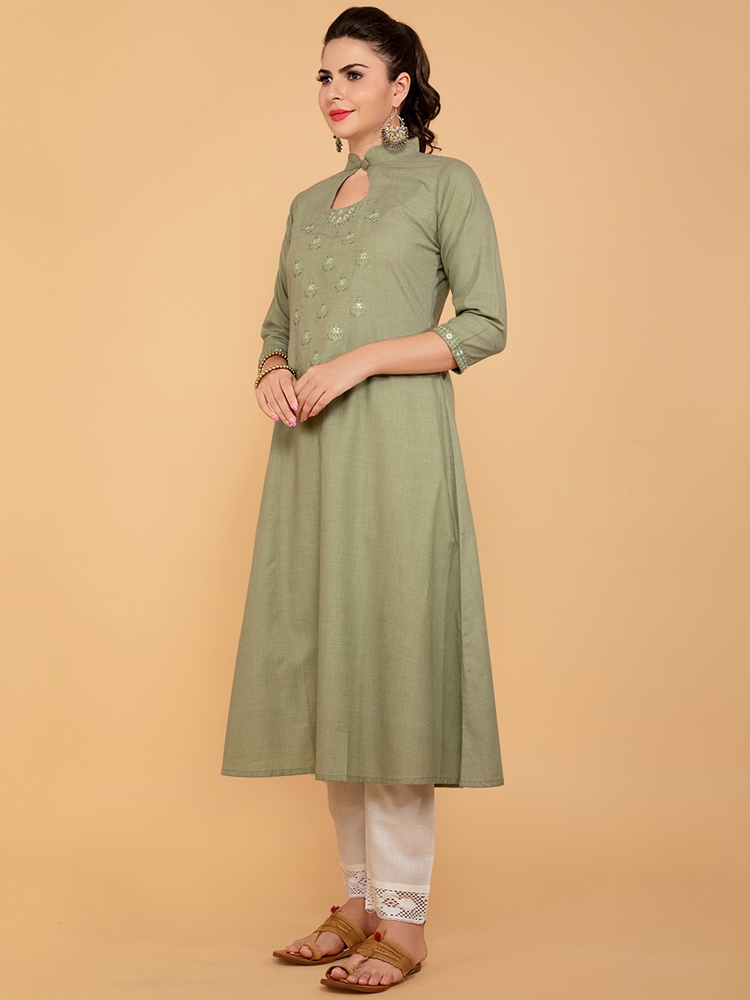 

POONAM DESIGNER Women Green Embroidered Keyhole Neck Kurta, Olive