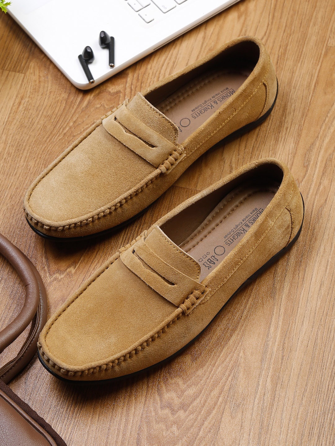 

MONKS & KNIGHTS Men Tan Suede Loafers