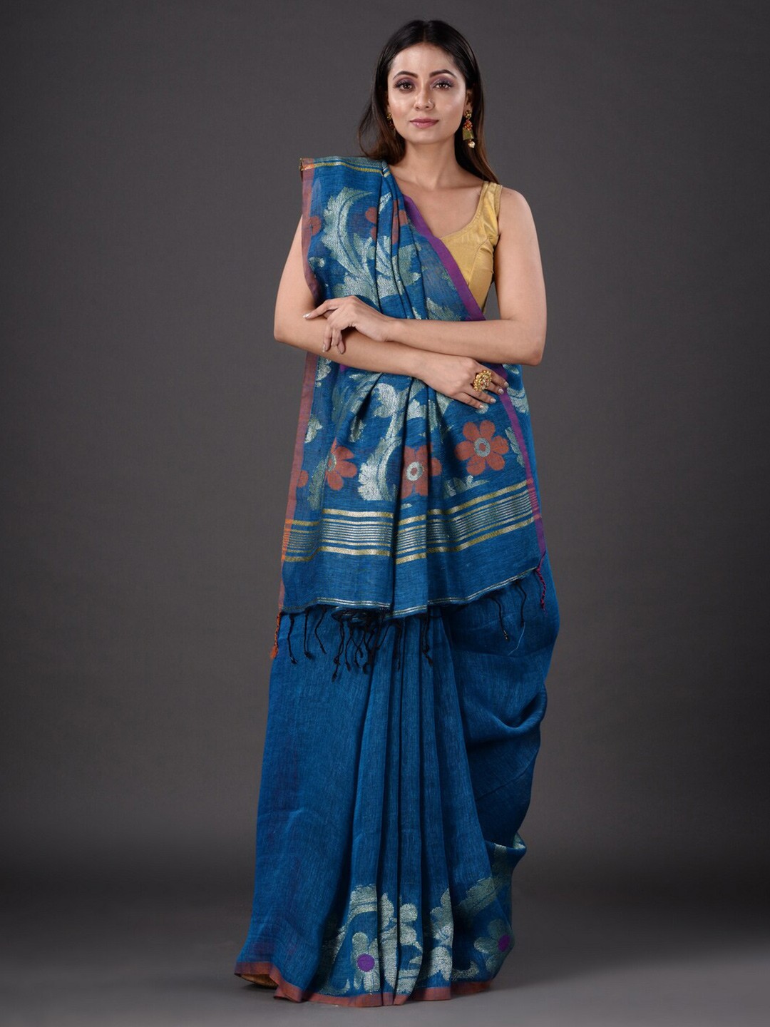 

Mitera Turquoise Blue & Silver-Toned Woven Design Pure Linen Saree
