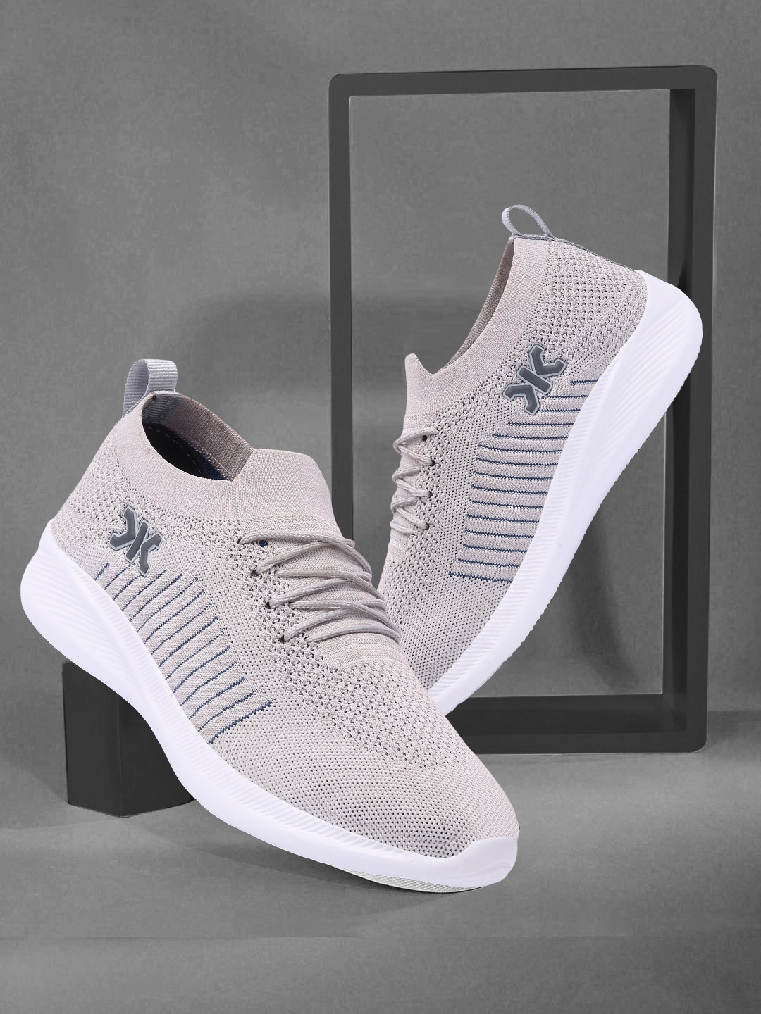 

Killer Men Grey Round Toe Light weight Sneakers