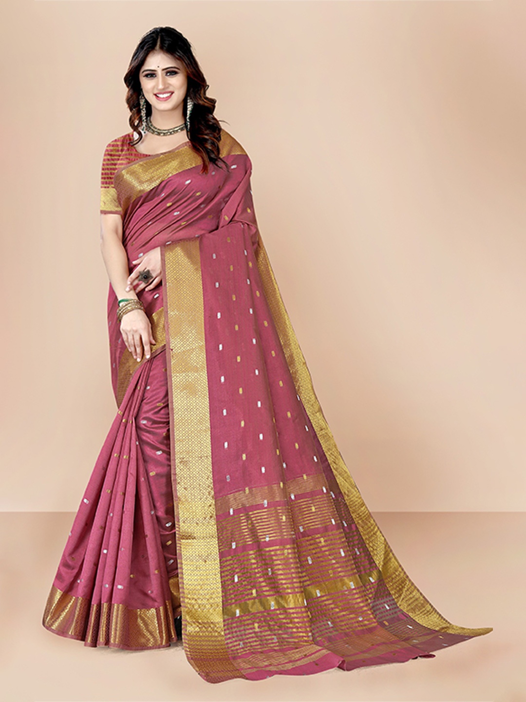 

VAIRAGEE Women Burgundy & Gold-Toned Ethnic Motifs Zari Banarasi Saree