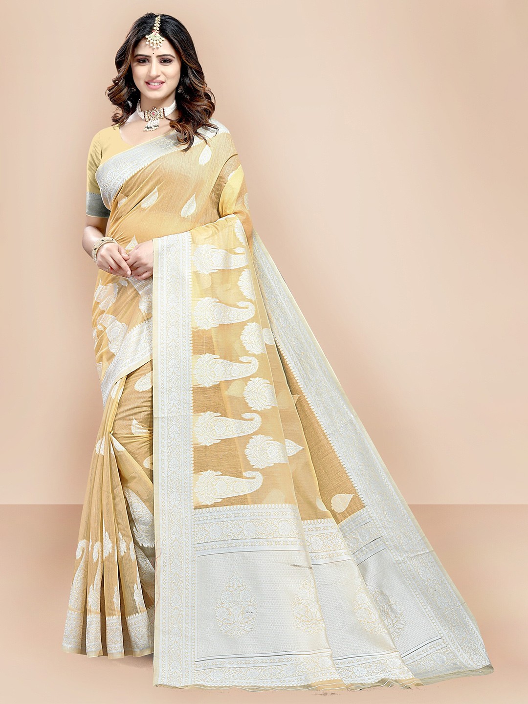 

VAIRAGEE Cream-Coloured & Silver-Toned Woven Design Zari Pure Cotton Chanderi Saree