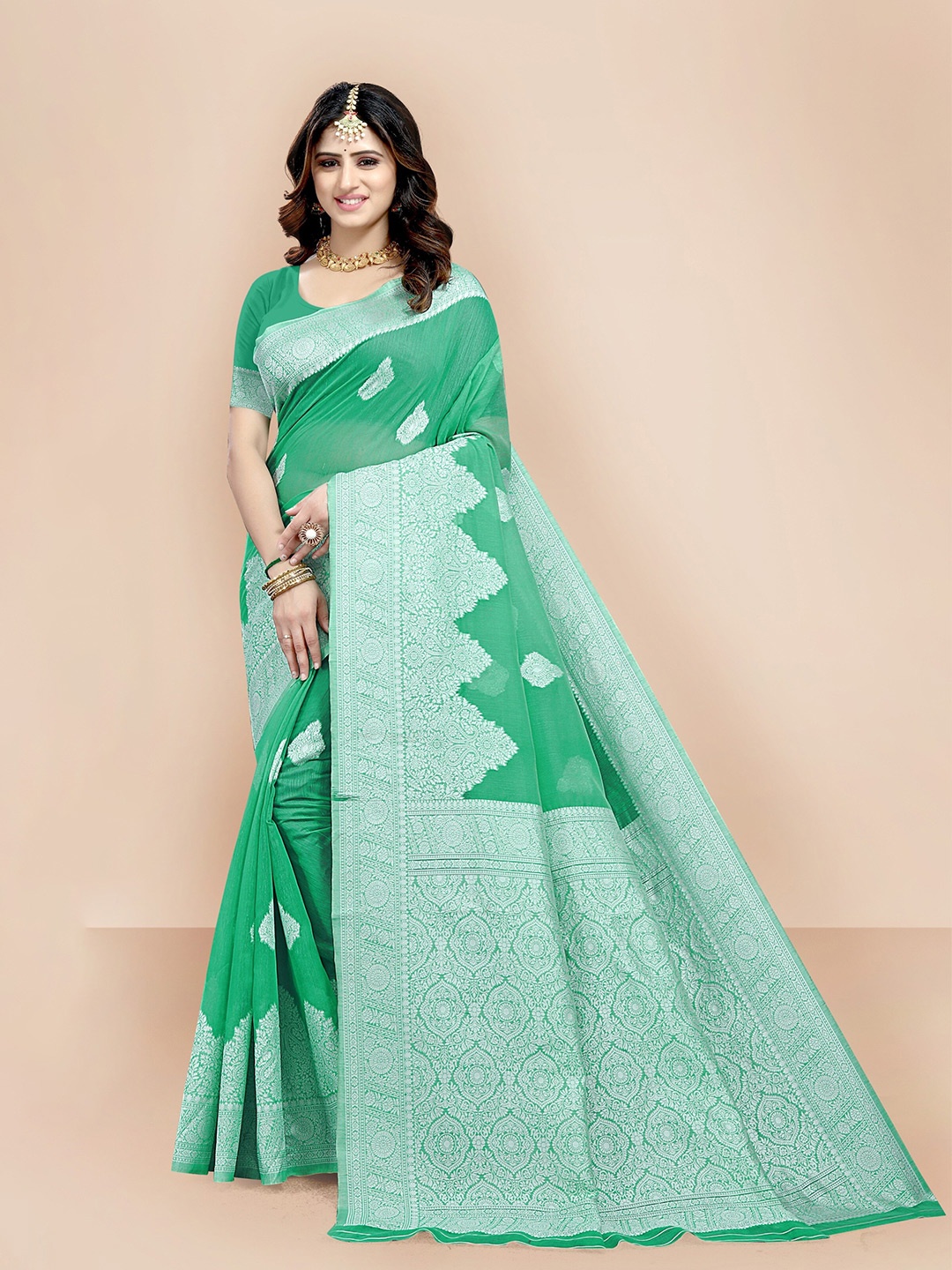 

VAIRAGEE Women Teal & Silver-Toned Woven Design Zari Pure Cotton Chanderi Saree