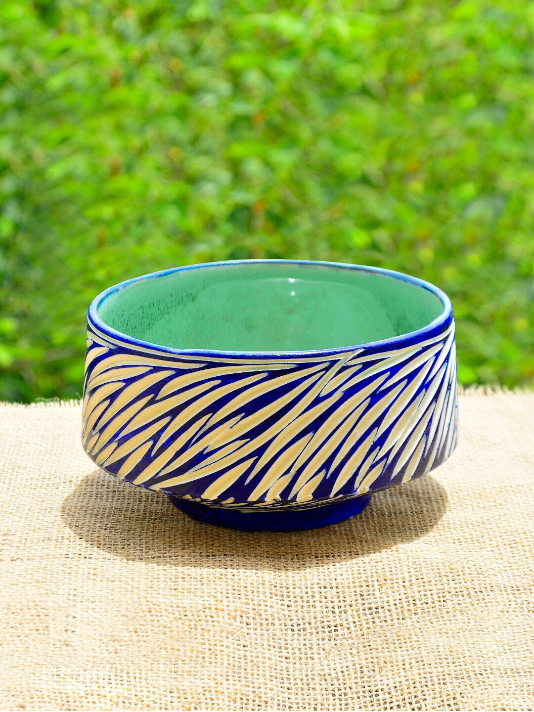 

StyleMyWay Blue & Off-White Printed Serving Bowl