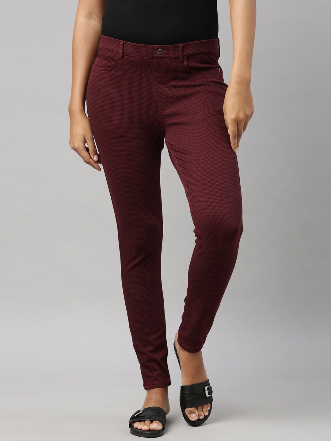 

Go Colors Women Maroon Checked Slim Fit Jeggings