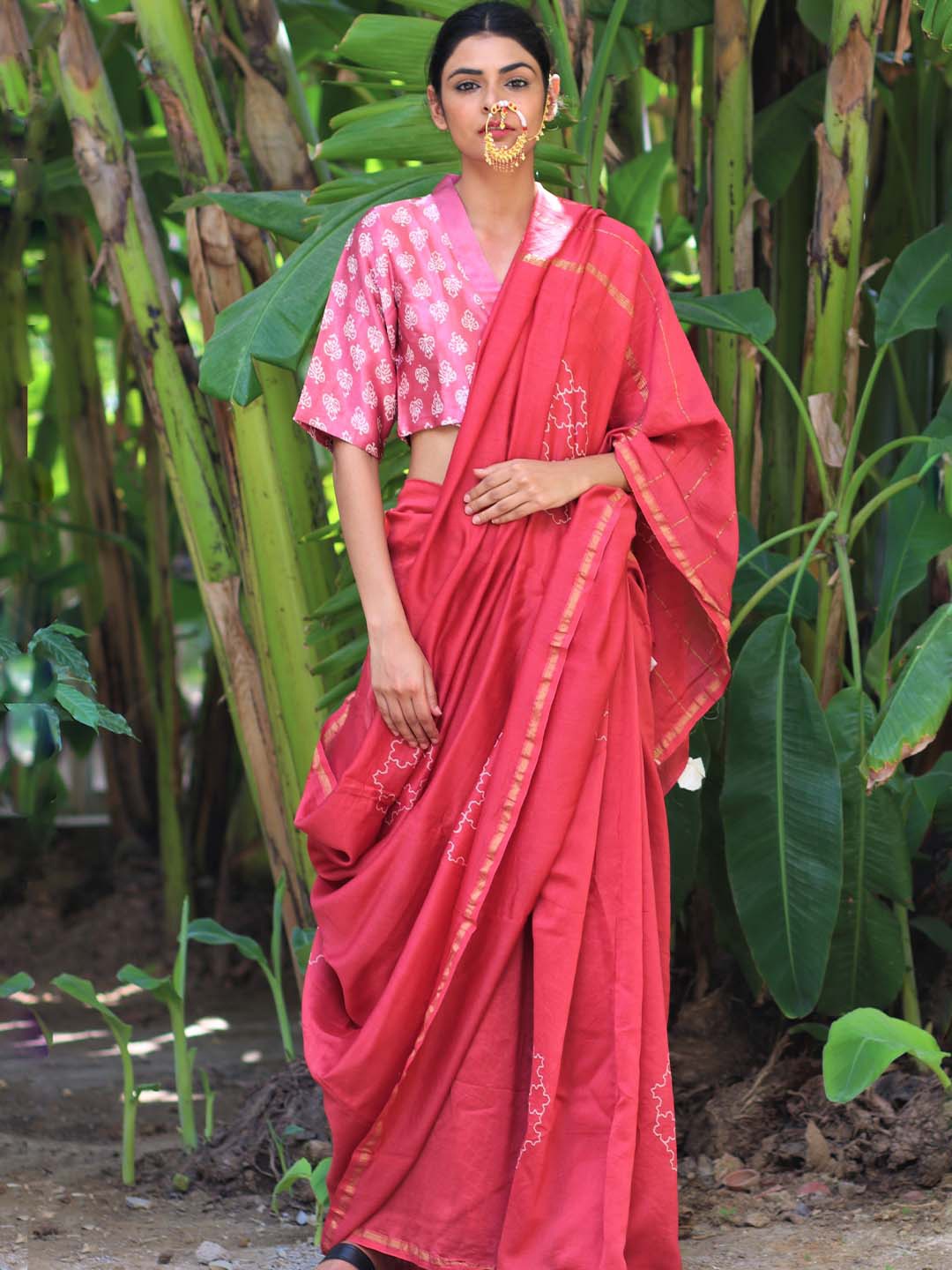 

Chidiyaa Pink Floral Pure Silk Block Print Chanderi Saree