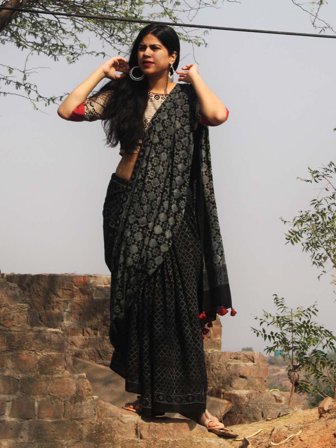 

Chidiyaa Black & Grey Ethnic Motifs Pure Cotton Block Print Saree