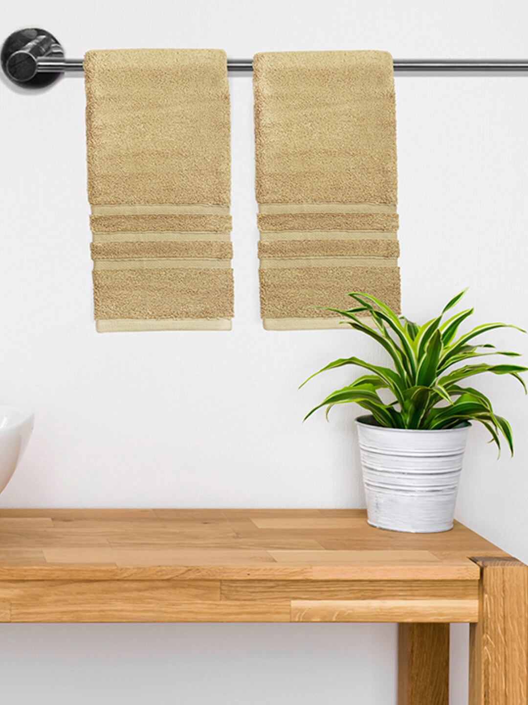 

Boutique Living India Set Of 2 Solid Pure Cotton 550 GSM Hand Towels, Brown
