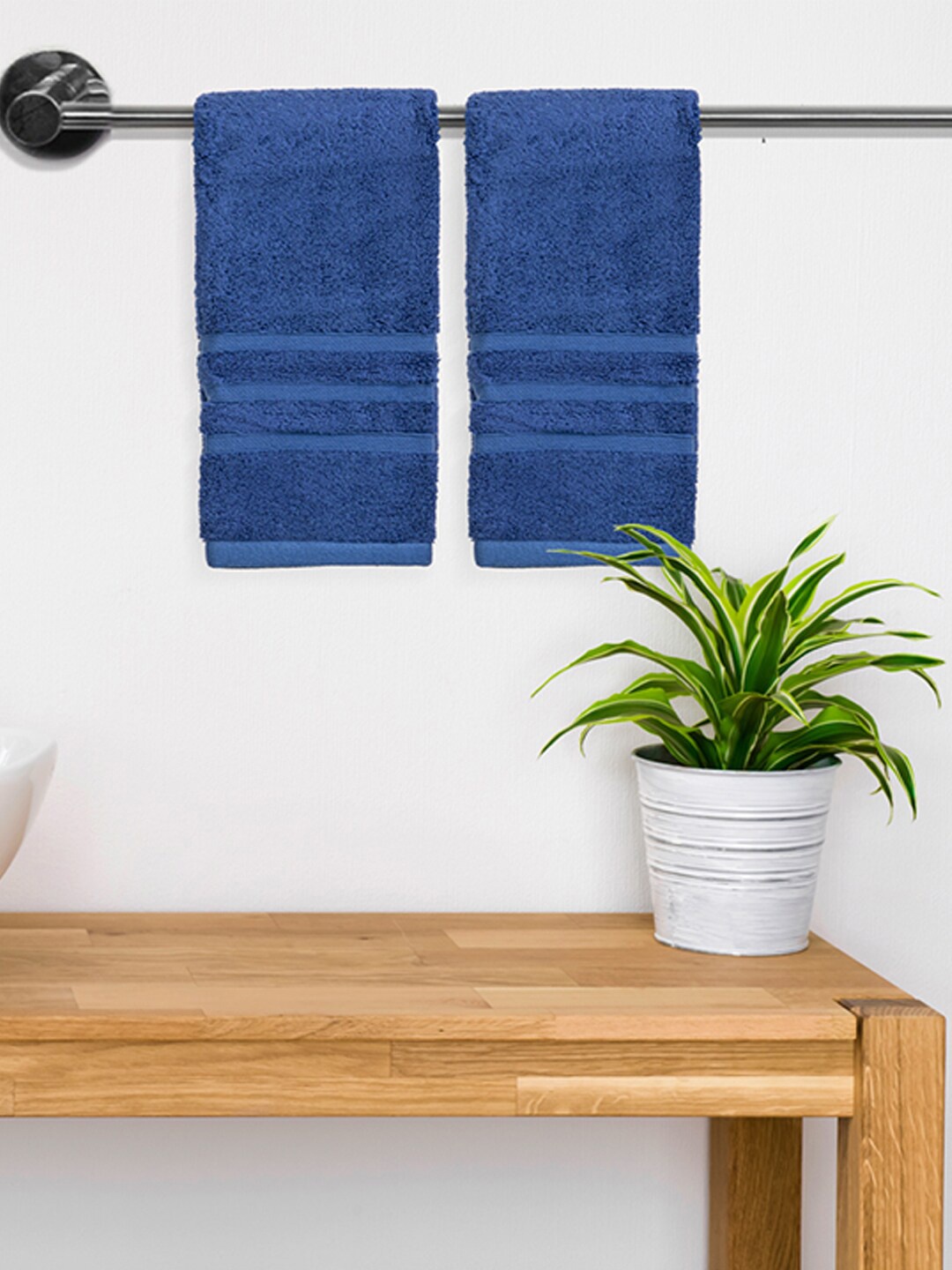 

Boutique Living India Set Of 2 Blue Solid 550 GSM Pure Cotton Hand Towels