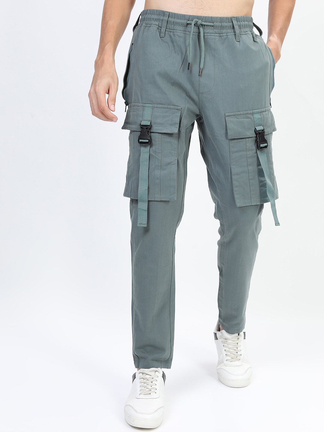 

HIGHLANDER Men Green Cargos Trousers