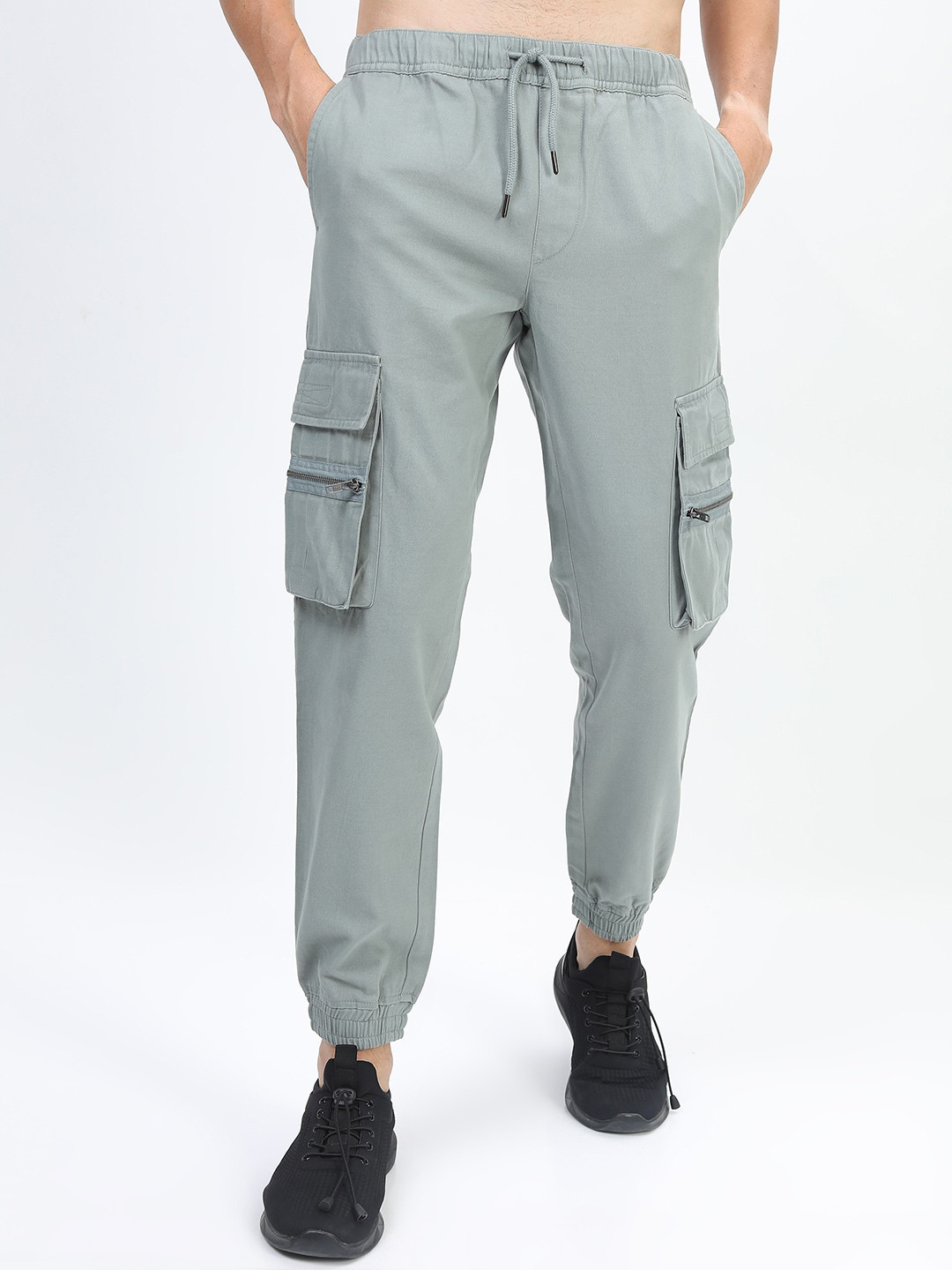 

HIGHLANDER Men Grey Joggers Trousers