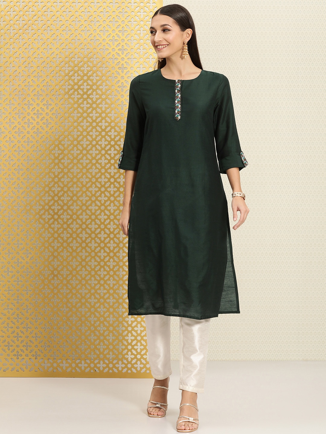 

House of Pataudi Women Dark Green Ethnic Motifs Yoke Design Thread Work Jashn Kurta