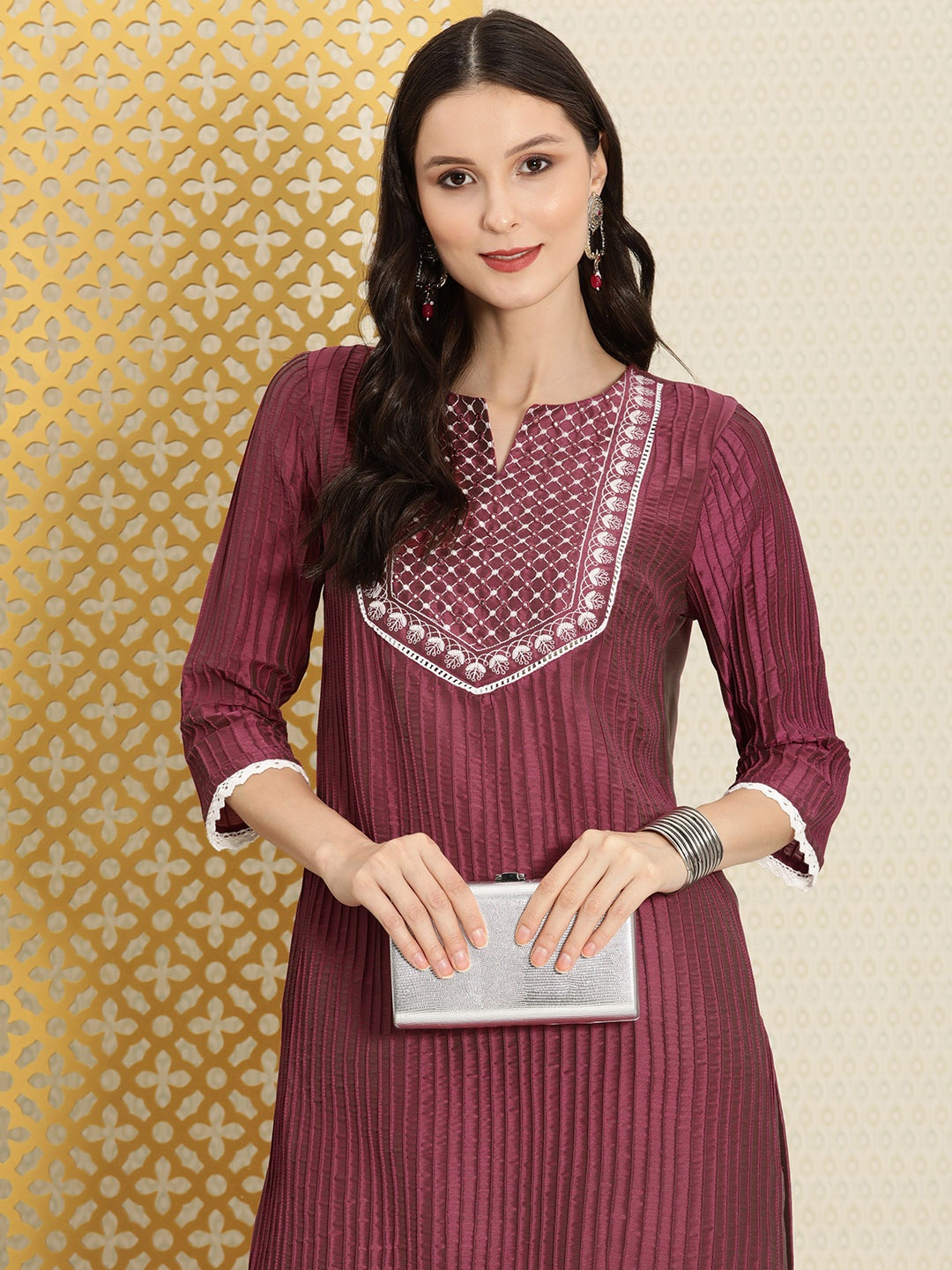 

House of Pataudi Women Maroon Ethnic Motifs Embroidered Mirror Work Jashn Kurta