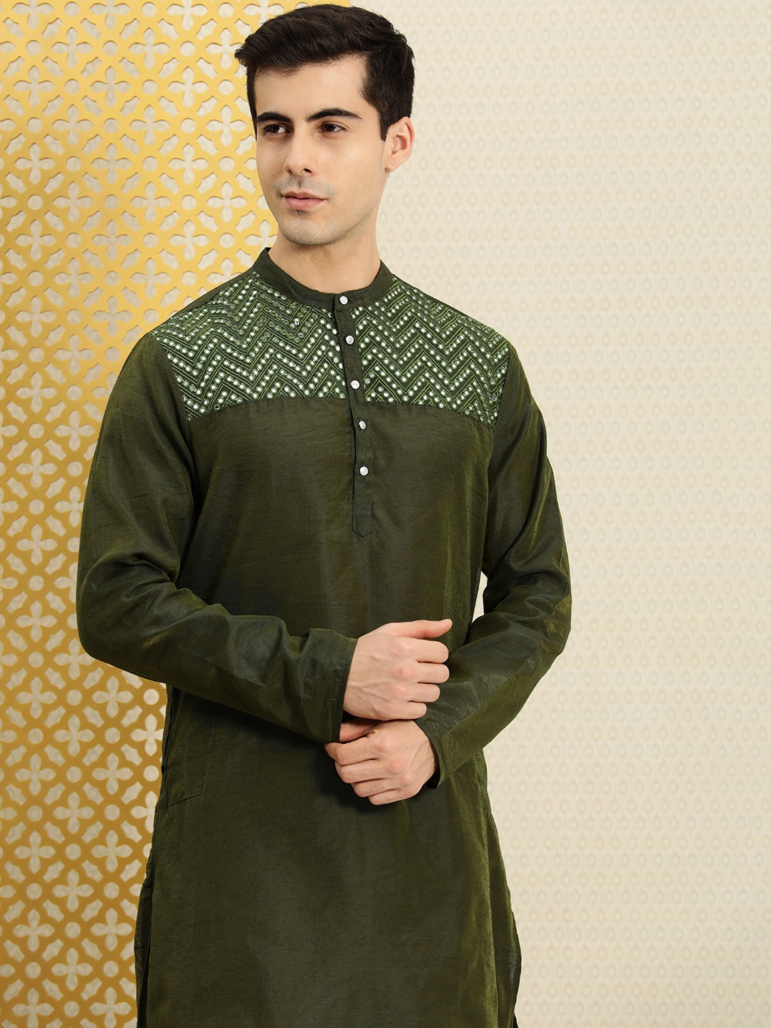 

House of Pataudi Men Olive Green Chevron Printed Kurta