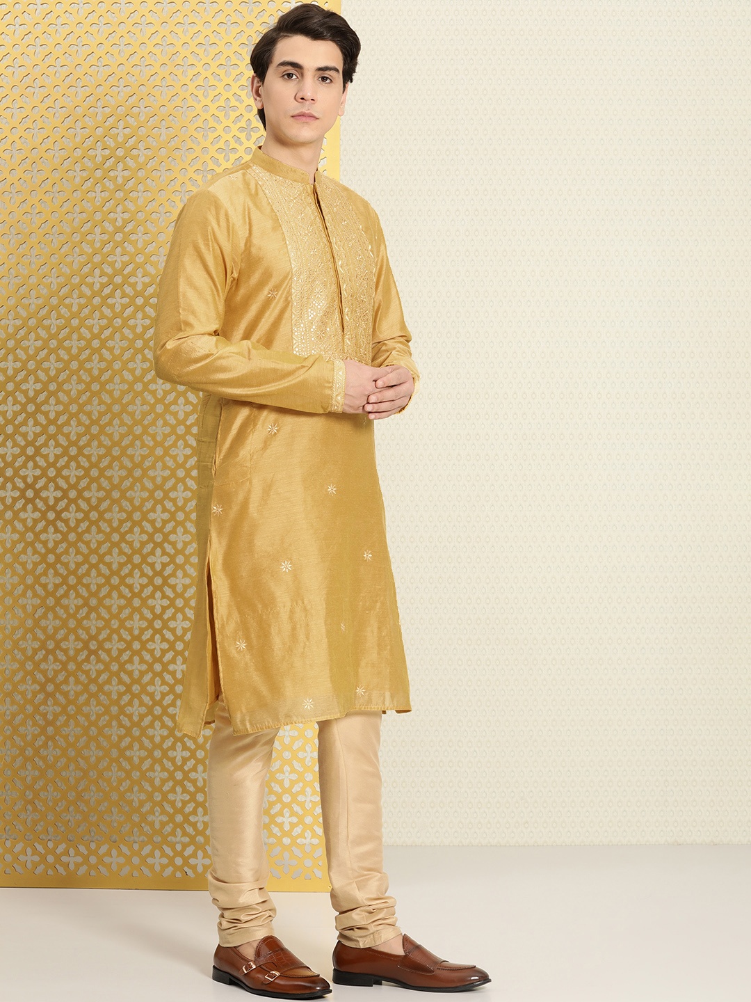 

House of Pataudi Men Ethnic Motifs Embroidered Yoke Design Jashn Kurta, Yellow