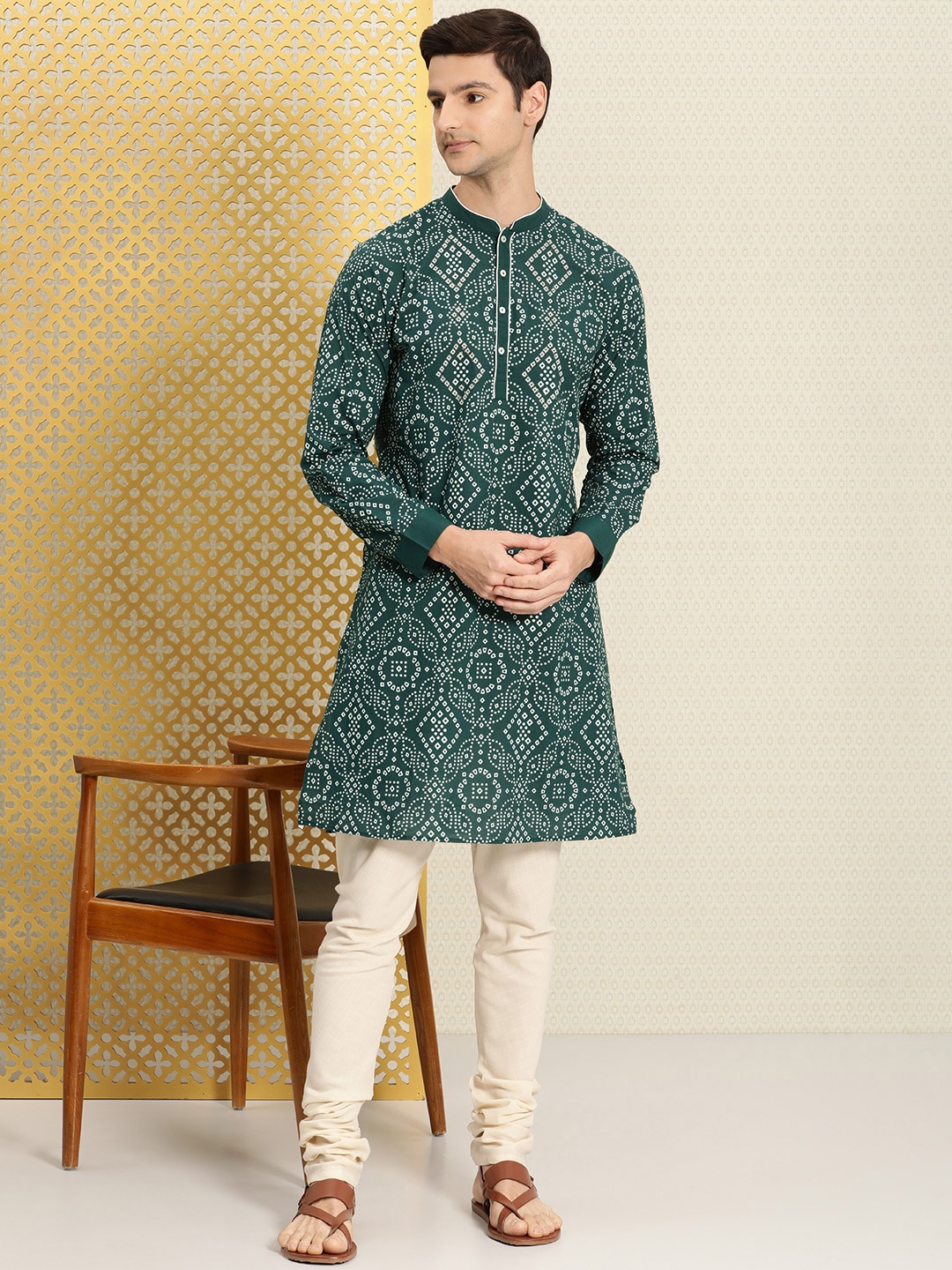 

House of Pataudi Men Green & White Bandhani Printed Jashn Pure Cotton Kurta