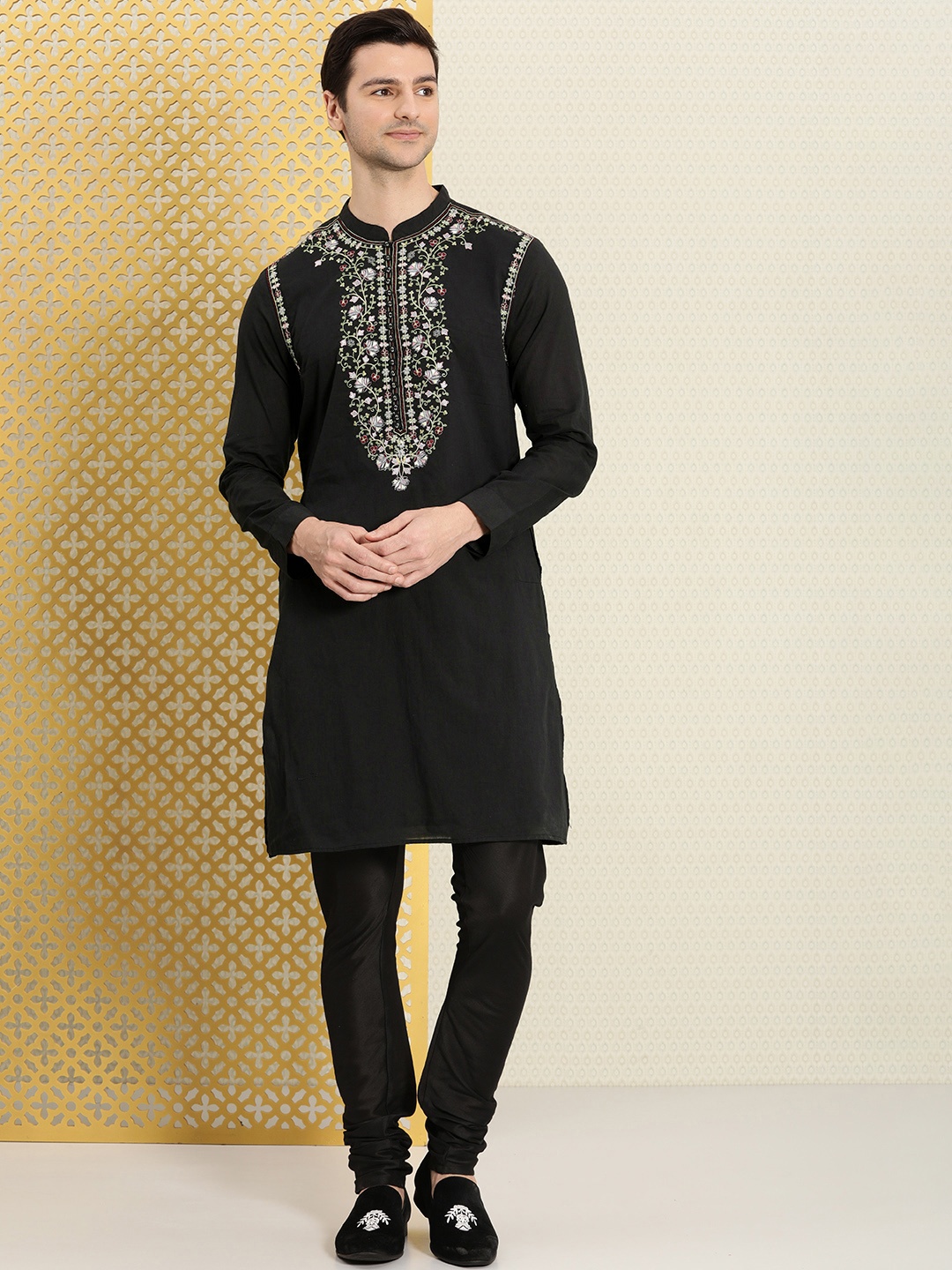 

House of Pataudi Men Black Ethnic Motifs Yoke Design Pure Cotton Jashn Kurta